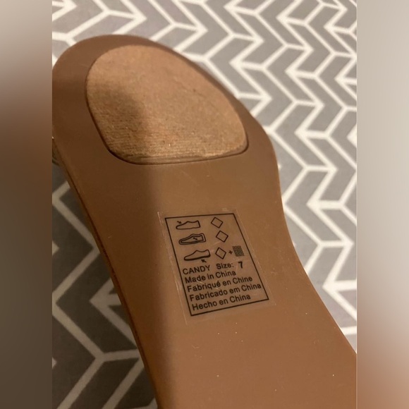 Bridal shoes - Picture 2 of 2